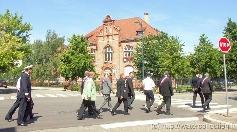 2007-07-14_11-35-50_Juillet_28,0mm_1_640_eme_DiMAGE A2 